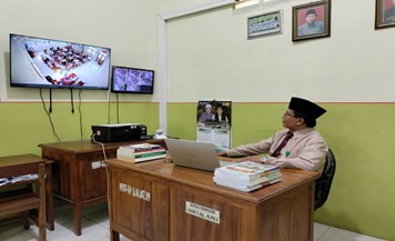 Transformasi Supervisi Kelas dengan Teknologi CCTV