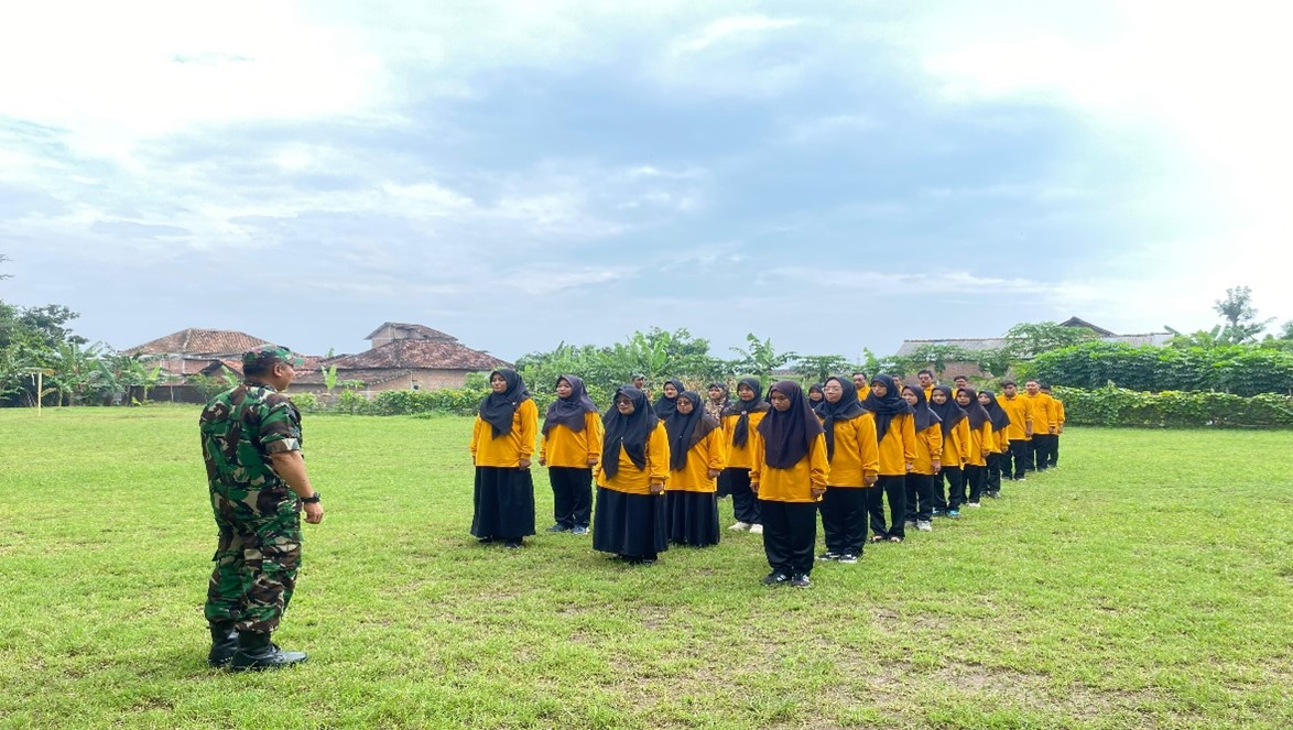 Bangkitkan Motivasi Guru dengan Sentuhan Disiplin Militer