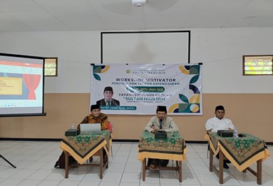 Workshop Motivasi Sebagai Langkah Awal Konsolidasi Menuju Kelas Unggulan Berbasis Pesantren di MTs Sultan Hadlirin Mantingan Jepara