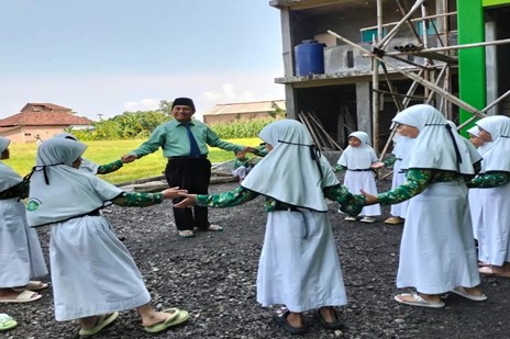 Ketika Guru Dicintai